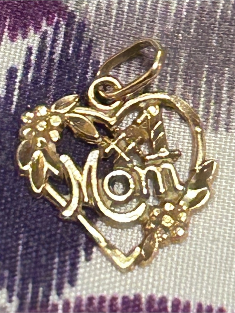 Solid 10K Gold #1 number one Mom Heart Pendant Charm Floral Design mothers day